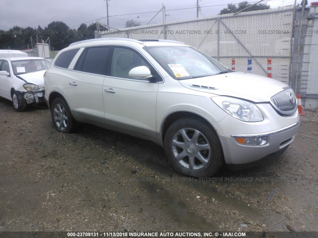 5GALRBED5AJ108623 - 2010 BUICK ENCLAVE CXL WHITE photo 1