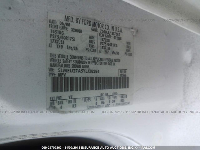 5LMEU27A5YLJ38284 - 2000 LINCOLN NAVIGATOR 白色 照片 9