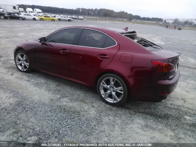 JTHBF5C26A5109616 - 2010 LEXUS IS 250 RED photo 3