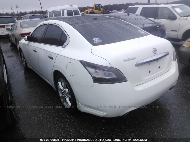 1N4AA5APXCC825448 - 2012 NISSAN MAXIMA S/SV WHITE photo 3