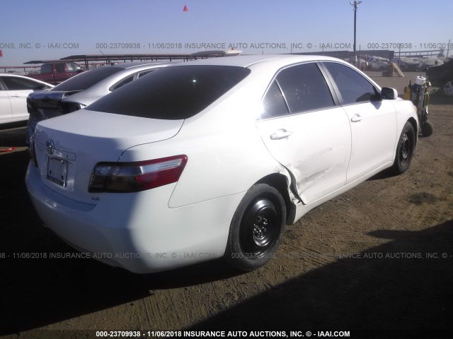 4T1BE46K87U649540 - 2007 TOYOTA CAMRY NEW GENERAT CE/LE/XLE/SE WHITE photo 4