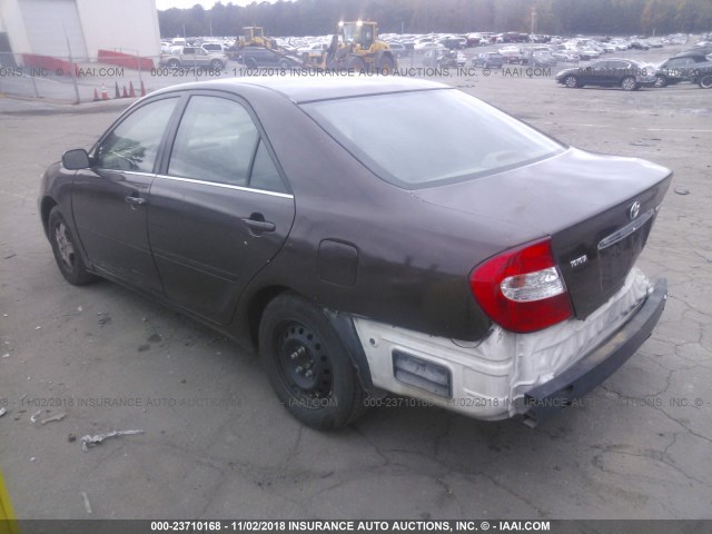 4T1BF30K02U012036 - 2002 TOYOTA CAMRY LE/XLE/SE BROWN photo 3
