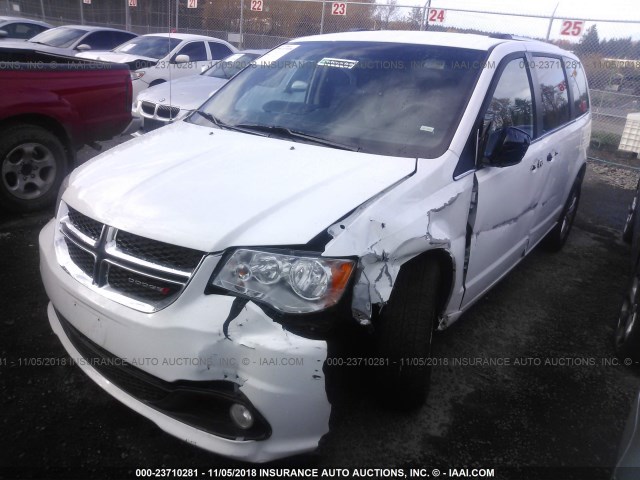 2C4RDGCG0JR265196 - 2018 DODGE GRAND CARAVAN SXT WHITE photo 2