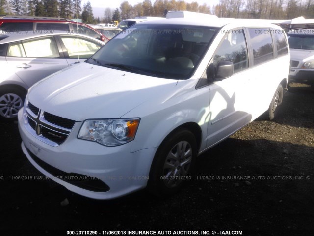 2C4RDGBG4GR353792 - 2016 DODGE GRAND CARAVAN SE WHITE photo 2