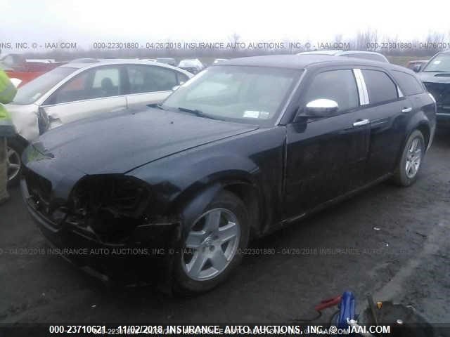 2D4FV48VX5H605720 - 2005 DODGE MAGNUM SXT BLACK photo 2