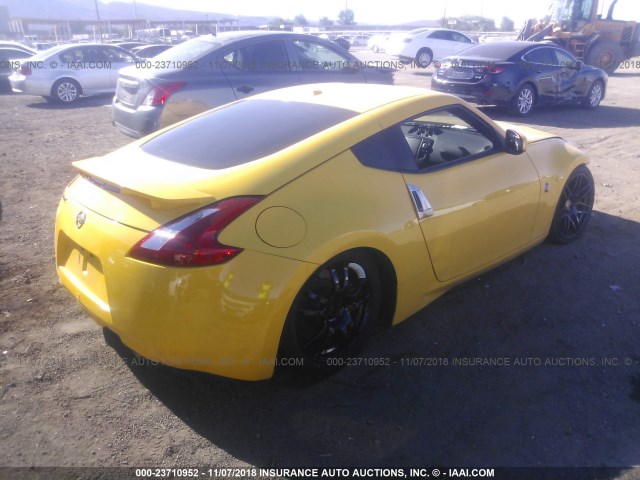 JN1AZ44E69M407983 - 2009 NISSAN 370Z YELLOW photo 4