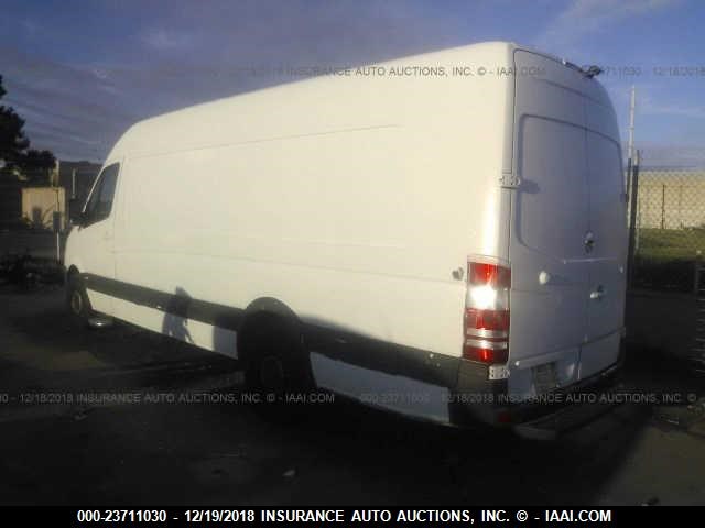 WDYPE8CC4C5688911 - 2012 FREIGHTLINER Sprinter 2500 WHITE photo 3