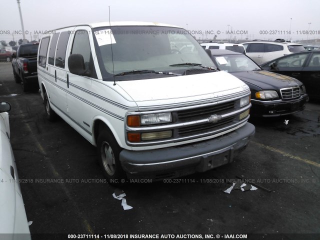 1GBFG15M8Y1183102 - 2000 CHEVROLET EXPRESS G1500  WHITE photo 1