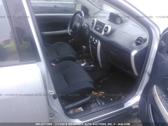 JTKKT624950111570 - 2005 TOYOTA SCION XA ვერცხლისფერი ფოტო 5