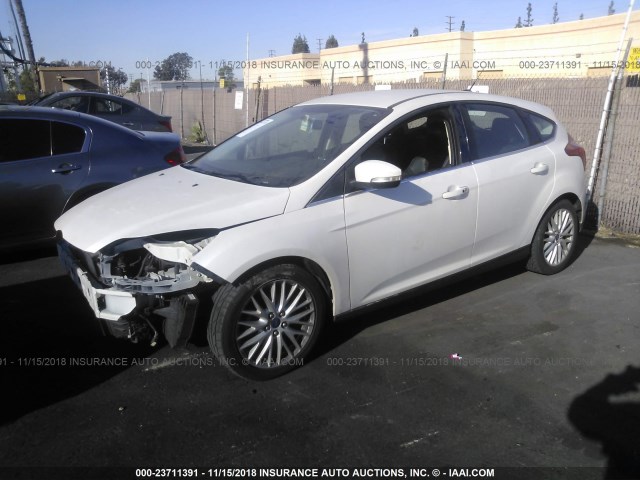 1FADP3N24DL262431 - 2013 FORD FOCUS TITANIUM WHITE photo 2