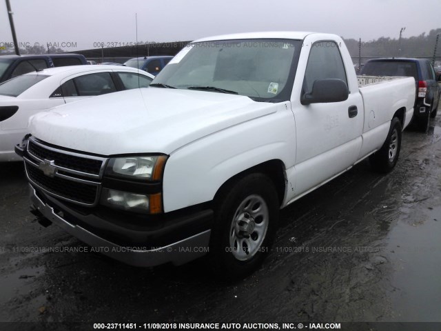 3GCEC14XX6G258962 - 2006 CHEVROLET SILVERADO C1500 WHITE photo 2