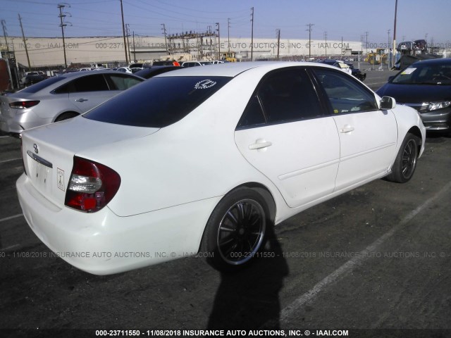 4T1BE32K03U208124 - 2003 TOYOTA CAMRY LE/XLE/SE WHITE photo 4