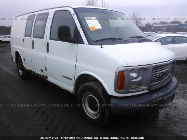 1GTGG25R721903675 - 2002 GMC SAVANA G2500 WHITE photo 1