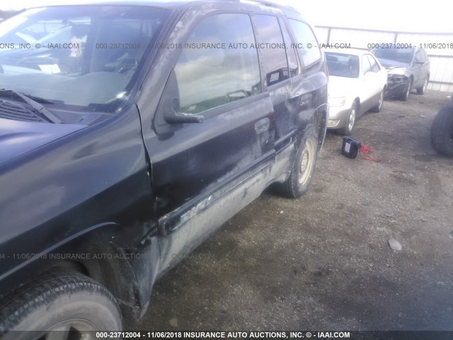 1GKDT13S642113672 - 2004 GMC ENVOY BLACK photo 6