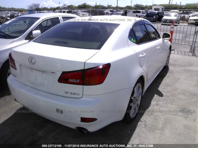 JTHBK262672029071 - 2007 LEXUS IS 250 WHITE photo 4