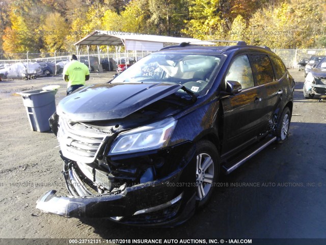 1GNKVHKD7GJ301868 - 2016 CHEVROLET TRAVERSE LT GRAY photo 2