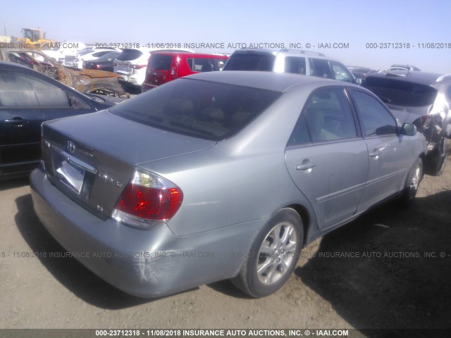 4T1BF30K15U593597 - 2005 TOYOTA CAMRY LE/XLE/SE Gri fotoğraf 4