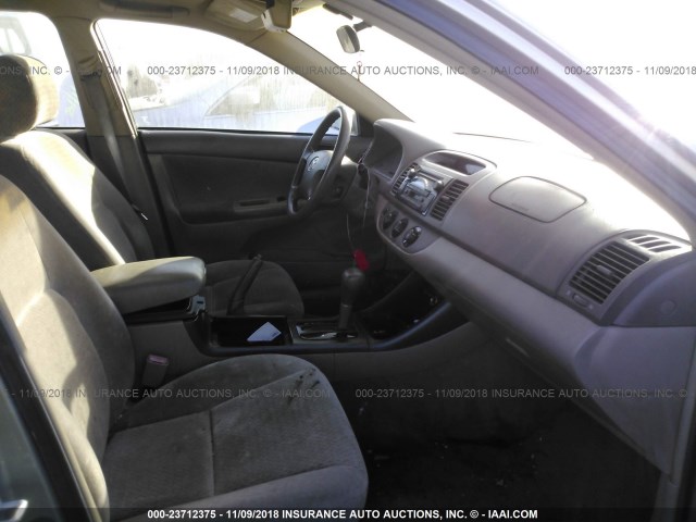 4T1BE32K53U171751 - 2003 TOYOTA CAMRY LE/XLE/SE GOLD photo 5