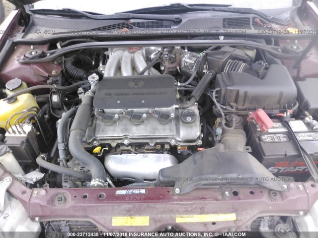JTDBF30K420015842 - 2002 TOYOTA CAMRY LE/XLE/SE MAROON photo 10