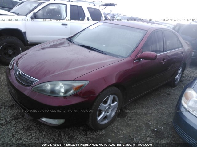 JTDBF30K420015842 - 2002 TOYOTA CAMRY LE/XLE/SE MAROON photo 2