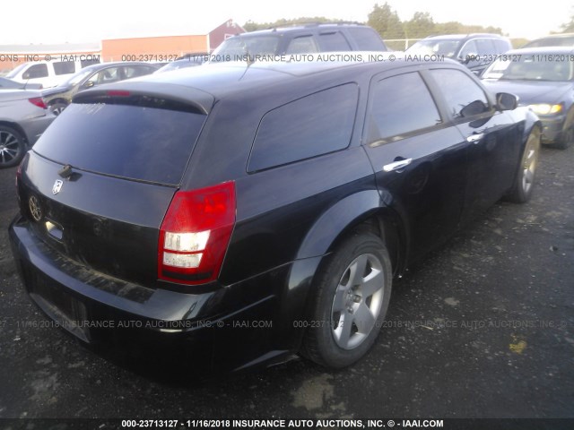 2D4FV47T08H111872 - 2008 DODGE MAGNUM BLACK photo 4