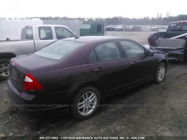 3FAHP0GA9BR163476 - 2011 FORD FUSION S BURGUNDY photo 4