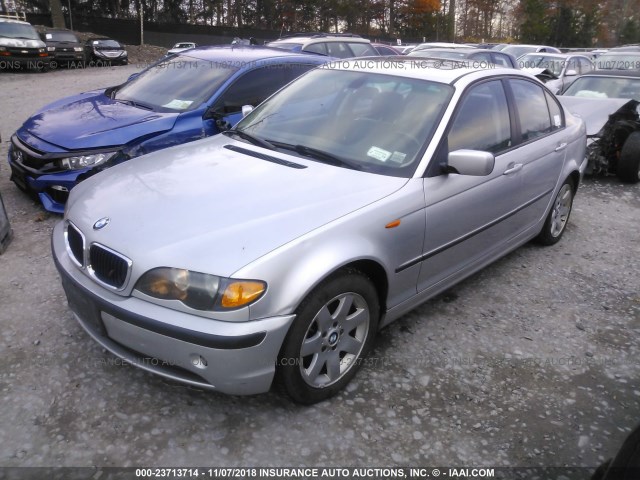 WBAAZ33405KW79402 - 2005 BMW 325 IS SULEV SILVER photo 2