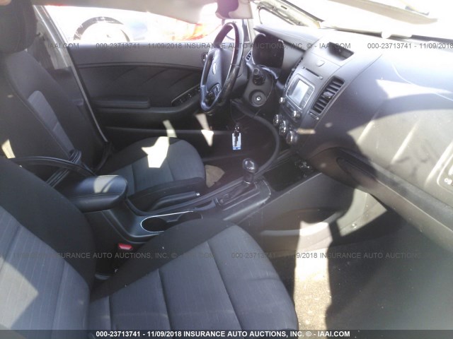 KNAFX4A87F5283135 - 2015 KIA FORTE EX SILVER photo 5