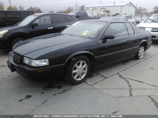 1G6ET12902B100267 - 2002 CADILLAC ELDORADO TOURING BLACK photo 2