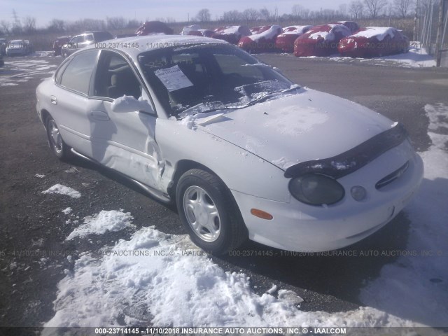 1FAFP52S1WG185523 - 1998 FORD TAURUS LX/SE WHITE photo 1