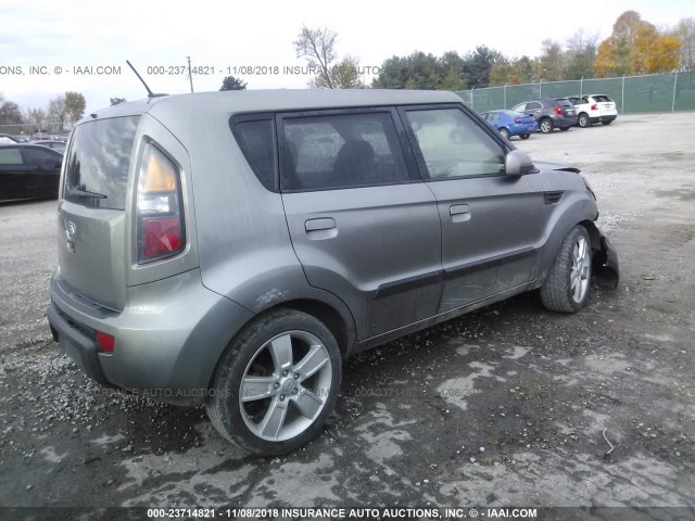 KNDJT2A20A7097779 - 2010 KIA SOUL +/!/SPORT GRAY photo 4