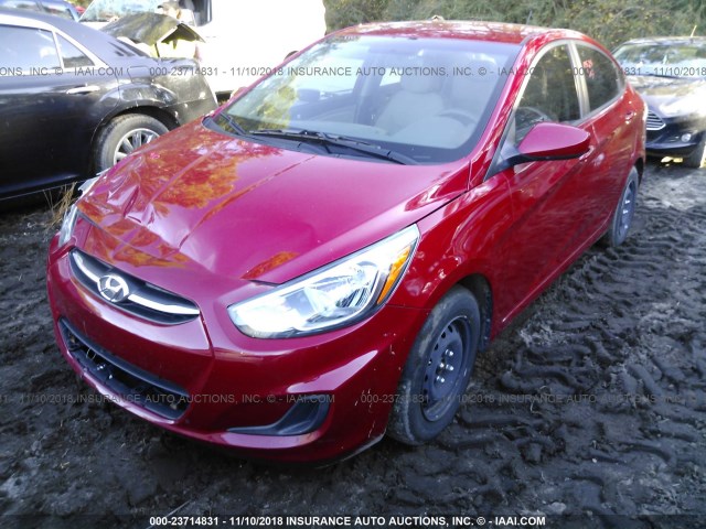 KMHCT4AE2GU970761 - 2016 HYUNDAI ACCENT SE RED photo 2