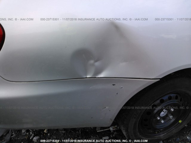 4T1BF32K02U509150 - 2002 TOYOTA CAMRY LE/XLE/SE SILVER photo 6