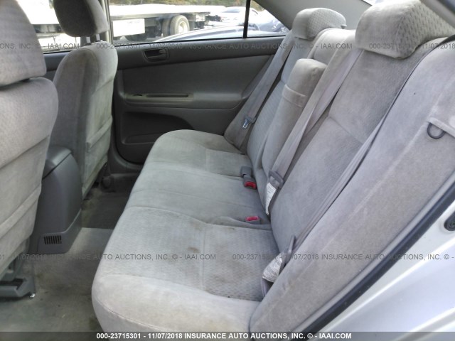 4T1BF32K02U509150 - 2002 TOYOTA CAMRY LE/XLE/SE SILVER photo 8