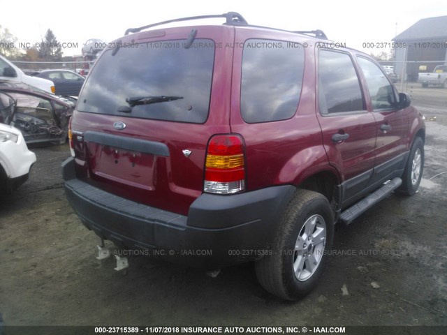 1FMYU03147KB68133 - 2007 FORD ESCAPE XLT RED photo 4