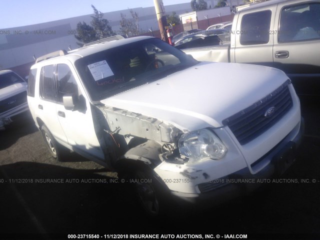 1FMEU72E76UA90062 - 2006 FORD EXPLORER XLS WHITE photo 1