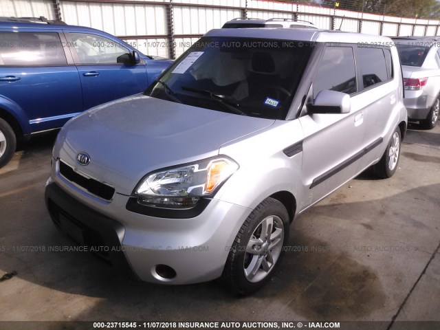 KNDJT2A23A7149485 - 2010 KIA SOUL +/!/SPORT SILVER photo 2