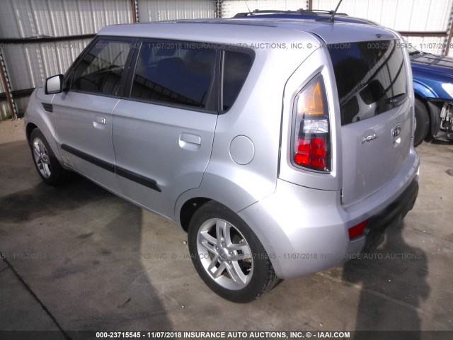 KNDJT2A23A7149485 - 2010 KIA SOUL +/!/SPORT SILVER photo 3