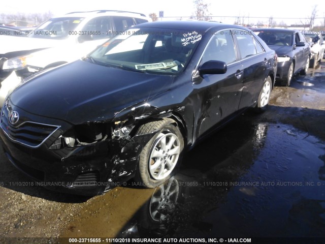 4T4BF3EK7BR093504 - 2011 TOYOTA CAMRY SE/LE/XLE BLACK photo 2