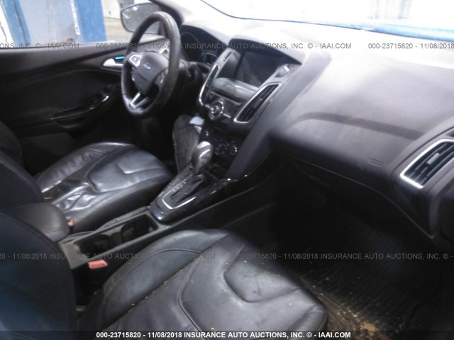 1FADP3J26GL405437 - 2016 FORD FOCUS TITANIUM BLACK photo 5