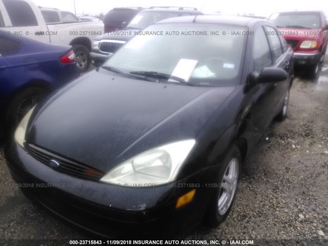 1FAFP34P5YW380143 - 2000 FORD FOCUS SE/SE COMFORT BLACK photo 2