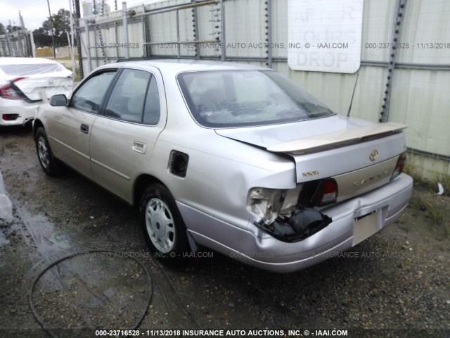 4T1BG12K4TU740541 - 1996 TOYOTA CAMRY DX/LE/XLE GOLD photo 3