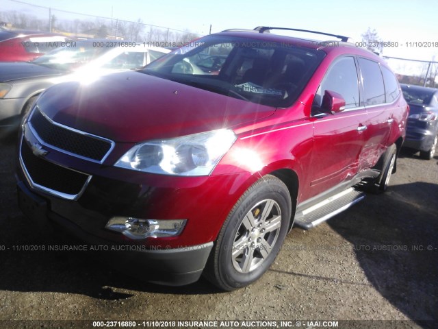 1GNKRGED1CJ161692 - 2012 CHEVROLET TRAVERSE LT RED photo 2