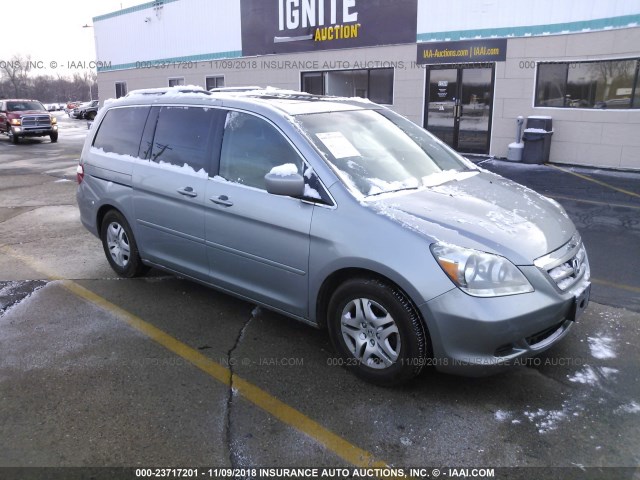 5FNRL38687B137563 - 2007 HONDA ODYSSEY EXL SILVER photo 1