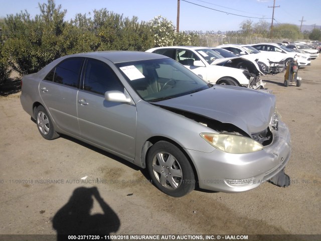 4T1BE32K46U122979 - 2006 TOYOTA CAMRY LE/XLE/SE SILVER photo 1
