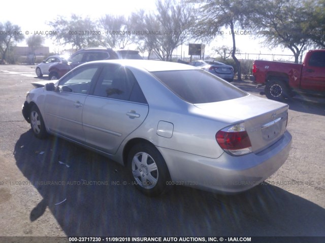 4T1BE32K46U122979 - 2006 TOYOTA CAMRY LE/XLE/SE SILVER photo 3