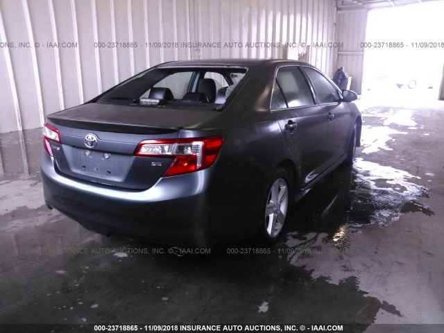 4T1BF1FK1EU434736 - 2014 TOYOTA CAMRY L/SE/LE/XLE GRAY photo 4