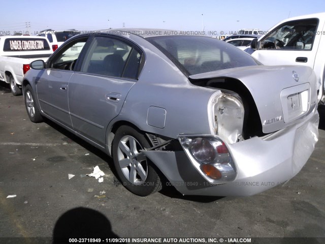 1N4AL11D32C144572 - 2002 NISSAN ALTIMA S/SL SILVER photo 3