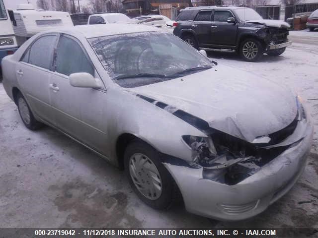 4T1BE32K65U071418 - 2005 TOYOTA CAMRY SILVER photo 1