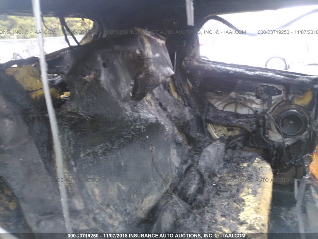 KM8JUCAC7AU021257 - 2010 HYUNDAI TUCSON GLS/LIMITED 银色 照片 8